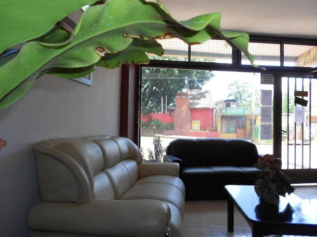 La Familia Hotel Puerto Iguazú Exterior foto